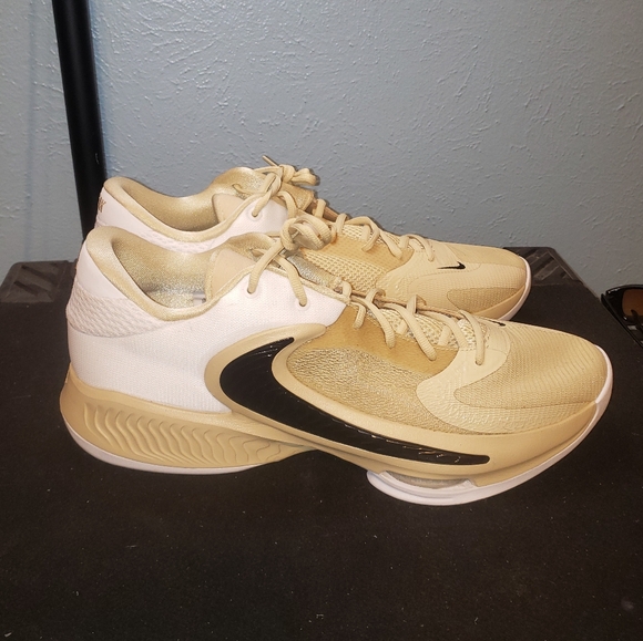 NEW MENS SIZE 14.5 NIKE ZOOM FREAK 4 TB PROMO TEAM GOLD BLACK WHITE - Picture 8 of 13